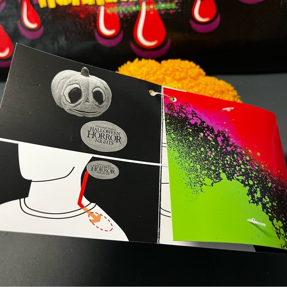 2024 Universal Studios Halloween Horror Nights HHN Lil' Boo Shoulder Plush NWT - Picture 5 of 7